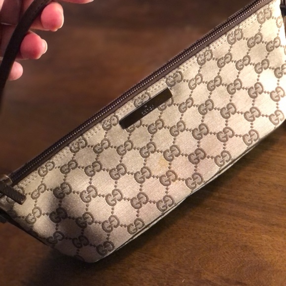 Gucci Handbags - Gucci Light Pink Canvas Boat Baguette